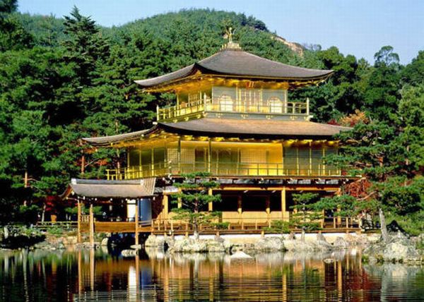 most beautiful building 8th Golden Pavilion Kyoto honshu island Japan Top 10 Most Beautiful Buildings in The World by 2011