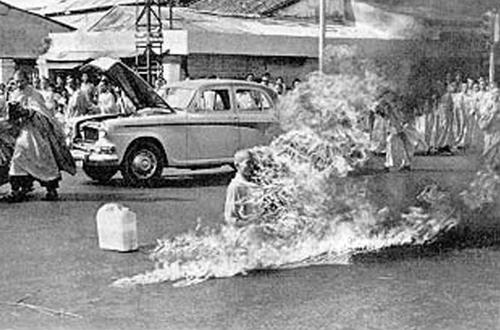 most famous photos The Self Immolation by Malcolm Browne Top 10 Most Famous Photographs
