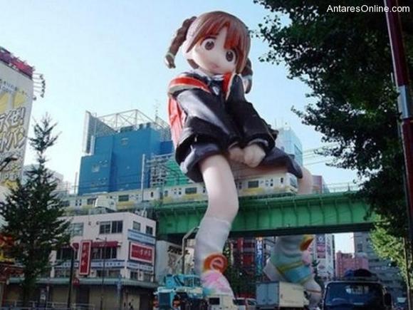 some really weird photos from japan18 10 Really Weird Photos From Japan