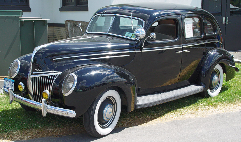 Ford Deluxe Black 10 Popular Hot Rod Custom Cars