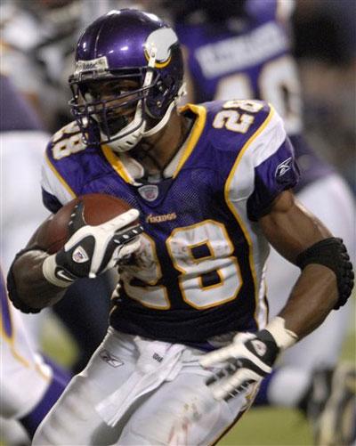 adrian peterson 10 Best NFL Players in Season 2010   2011