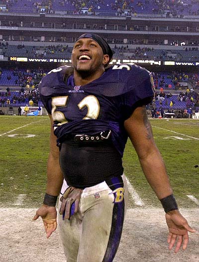 ray lewis 10 Best NFL Players in Season 2010   2011
