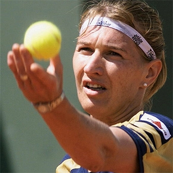 steffi graff Top 10 Female Tennis Players With Most Titles In Wimbledon