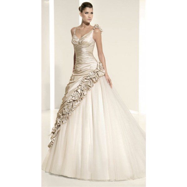 flowers Top 10 Trending Wedding Dress Ideas in 2011