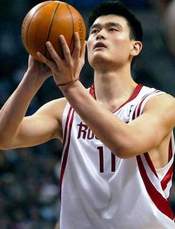 8. Yao Ming Top 10 Richest Athletes in 2011