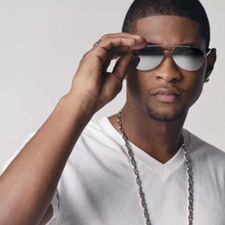 usher Top 10 Most Popular Male Singers in 2011