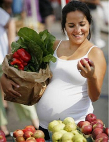 6. Nutrition for Pregnant Women e1317407648744 Top 10 Activities on Child’s Health Day
