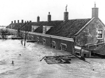 1. China Floods 1931 e1322243243646 Top 10 Most Devastating Floods