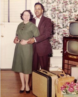 9. Barney and Betty Hill Notable Relationship 1960 e1320394271666 Top 10 Interracial Marriages