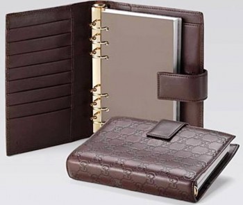 10 Best Gifts for Working Women 1. PlannerOrganizer e1323246311709 10 Best Gifts for Working Women