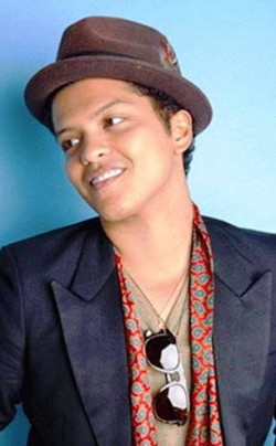 1. Bruno Mars e1326249678560 Top 10 Most Popular Male Singers in 2012