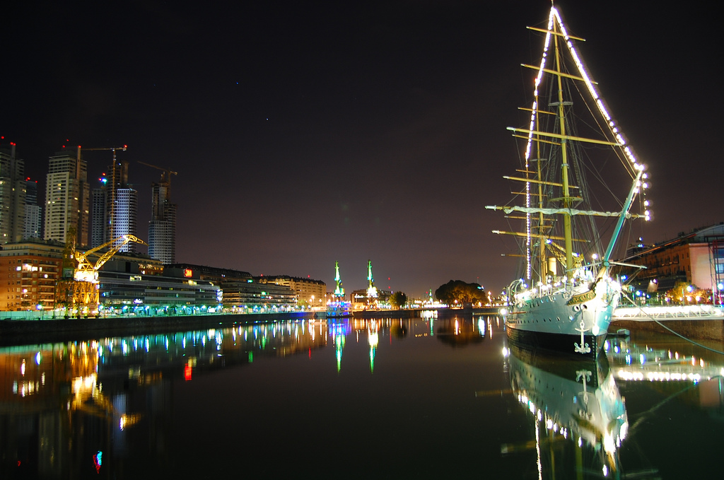 Top 10 Best Honeymoon Destinations For 2012 buenos aires Top 10 Best Honeymoon Destinations For 2012