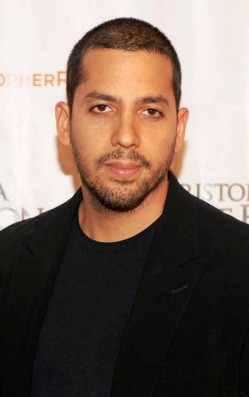 1. David Blaine e1334938360228 Top 10 Best Street Magicians in the World