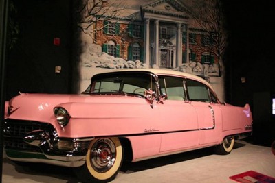 1. Elvis Presley’ Pink Cadillac e1340099289409 10 Most Popular Things in Pink