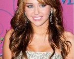 1. Curly Sexy Layered Style