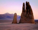 6. Mano Del Desierto