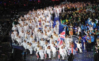 10. Standing Ovation for David Bowie’s Song “Heroes” e1346655686567 Top 10 Highlights in Paralympics 2012 Opening