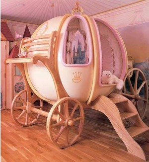 4. Cinderella Bed e1347855018422 Top 10 Most Unique Beds in the World