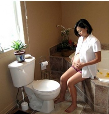 6. Constipation e1349939593356 Top 10 Pregnancy Problems