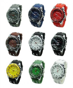 3. Watches e1355734443214 Top 10 Christmas Gifts for Men in 2012