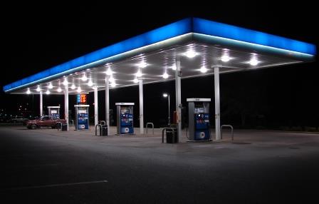 http://www.tiptoptens.com/wp-content/uploads/2014/10/Retail-Gas-Station.jpg