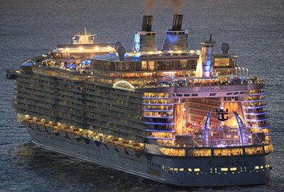 Royal-Caribbean-Allure-Of-The-Seas-ship