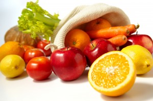 food_fruit_vegetables_apples_lemons_oranges_carrots_71102_2560x1703