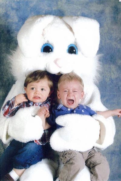 easter-photo-scared-kids