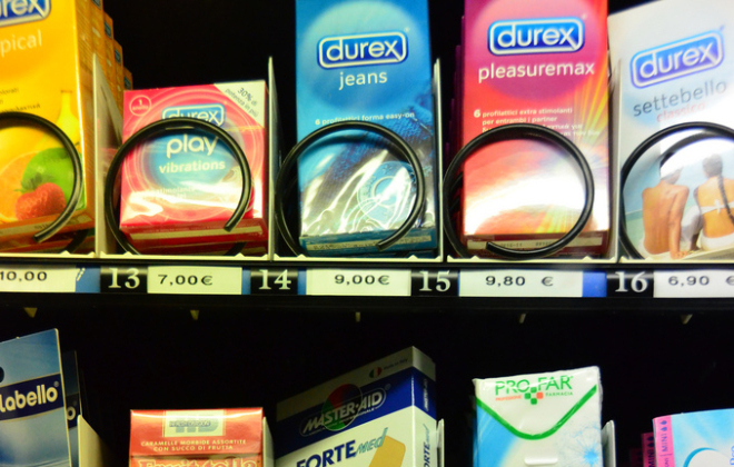 condom-vending-machine-flickr1