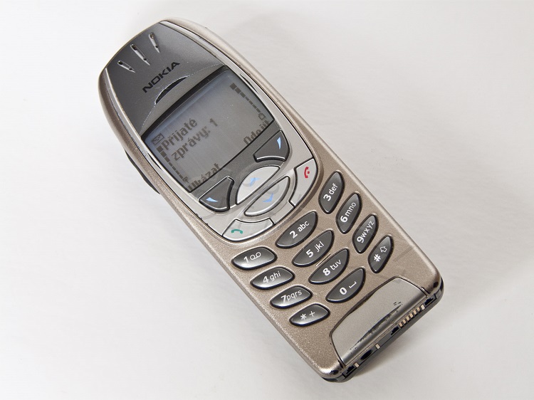 19-Nokia-6310i-01